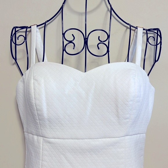 💚Lilly Pulitzer Women’s Lane Resort White Gold Pineapple Trim Mini Dress Size 00 - Picture 2 of 12